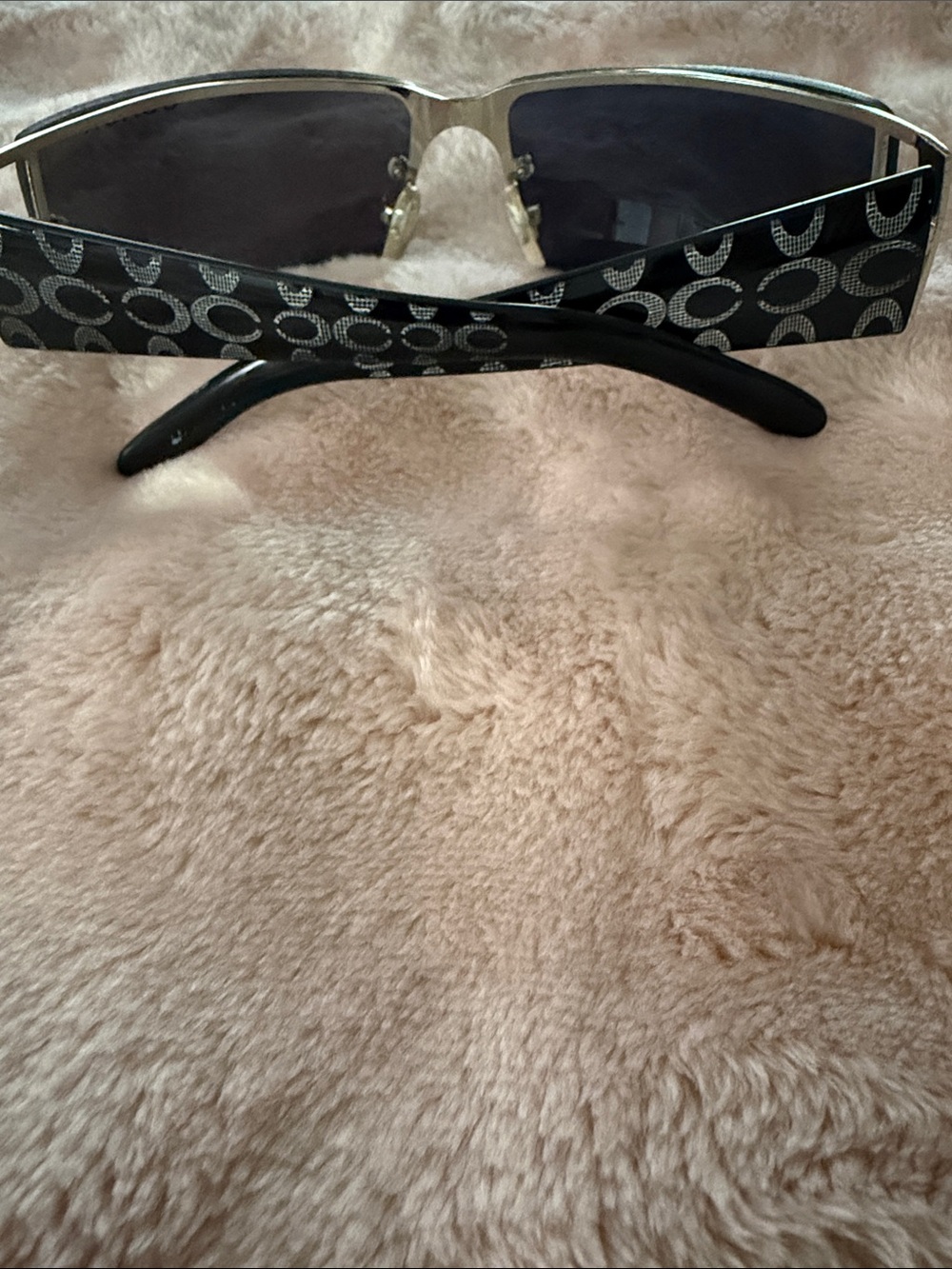 Coach Men’s Dark Black Rimless Sunglasses with Silver Accents - Picture 3 of 3